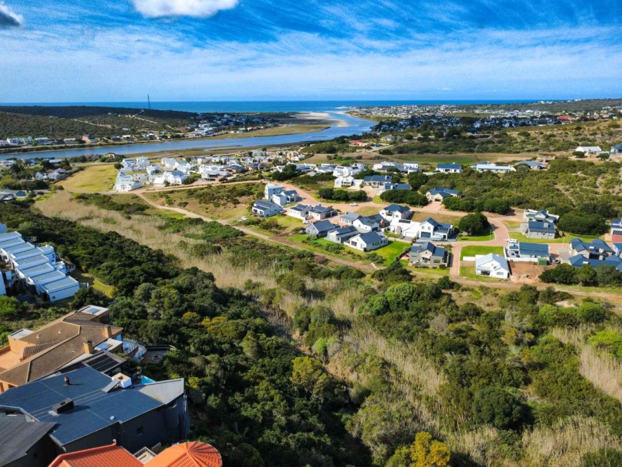 5 Bedroom Property for Sale in Stilbaai Wes Western Cape